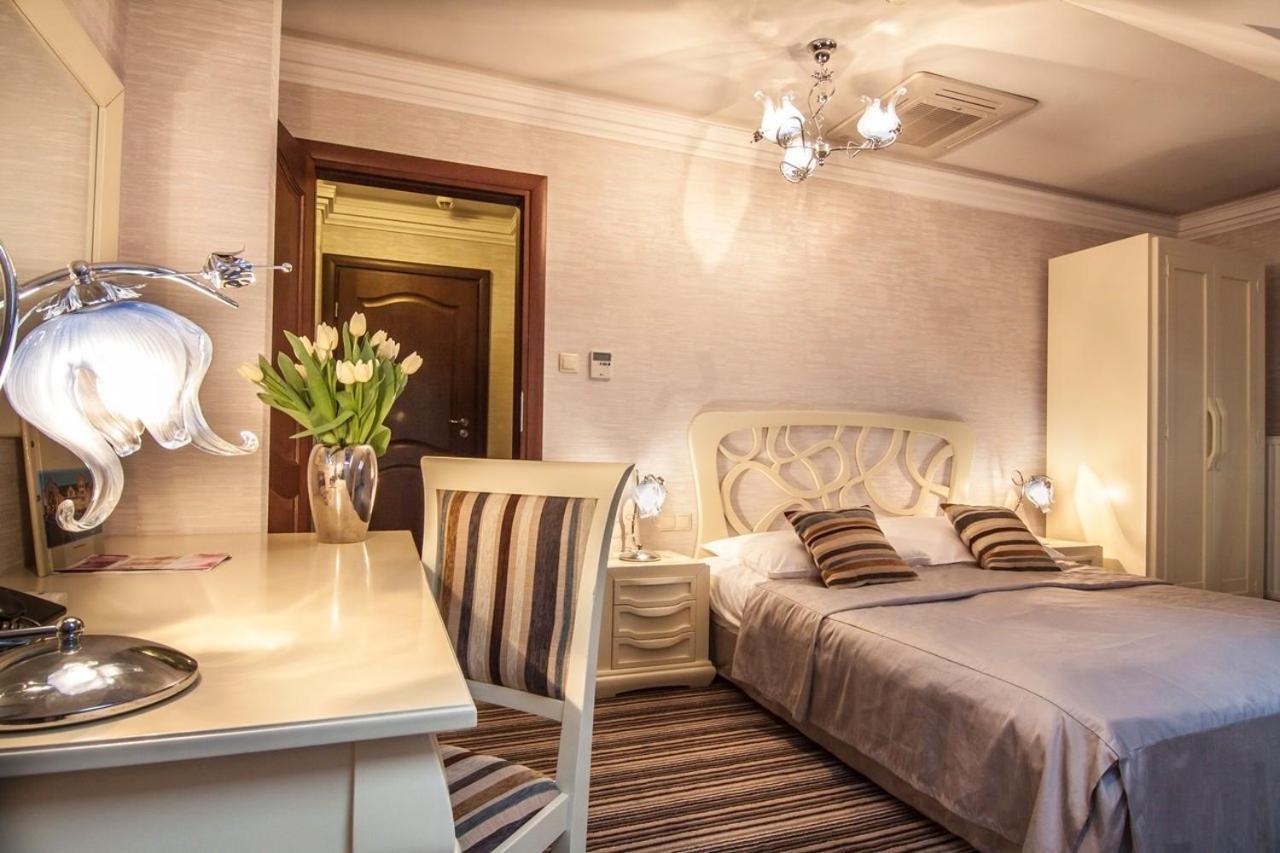 Hotel Fajkier Крочице Екстериор снимка